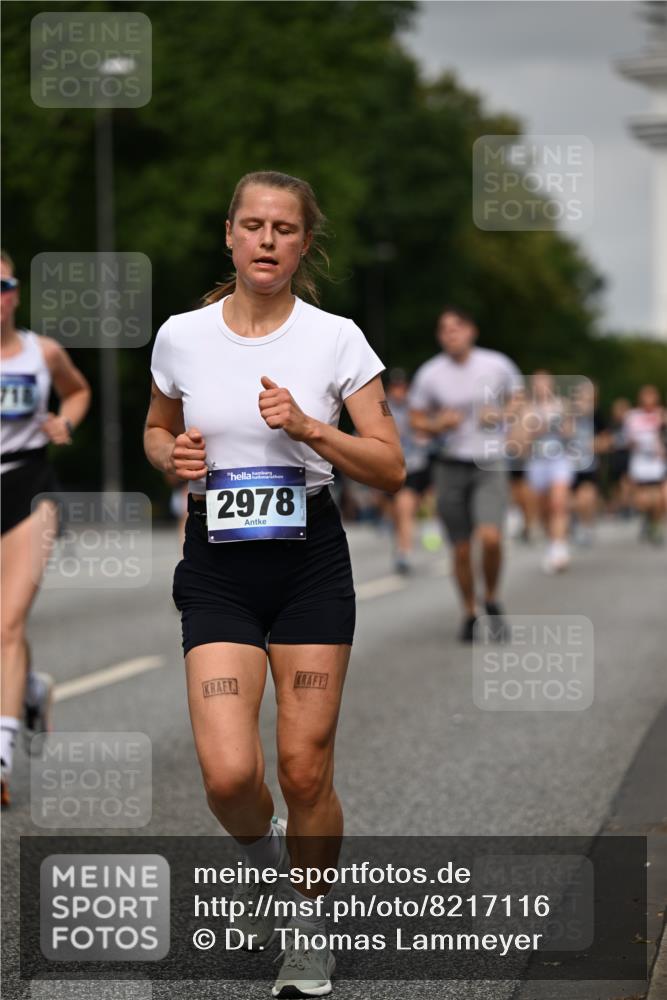 29.06.2025 - hella hamburg halbmarathon Dr. Thomas Lammeyer http://msf.ph/oto/8217116 29.06.2025 10:12:51 Kennedybrücke 1147, 1188, 2427, 2978, 3762, 4859, 5100, 5885, 6590, 6674, 6918, 7198, 7348, 7453, 9457, 9616, 9718, 9823, 9951, 9958, 9966, 10092, 10609, 10857 meine-sportfotos.de