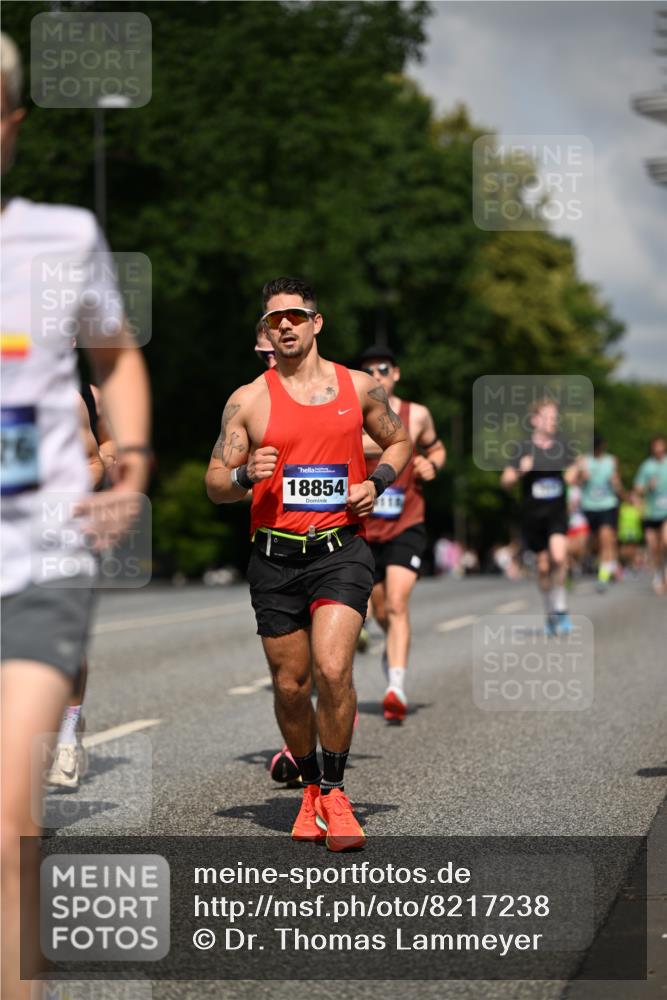 29.06.2025 - hella hamburg halbmarathon Dr. Thomas Lammeyer http://msf.ph/oto/8217238 29.06.2025 09:49:19 Kennedybrücke 57, 1686, 1707, 1894, 2525, 4463, 4812, 5187, 5550, 6169, 6495, 6878, 7055, 7186, 7845, 7880, 7965, 8062, 8784, 9345, 10453, 10484, 10876, 11199 meine-sportfotos.de