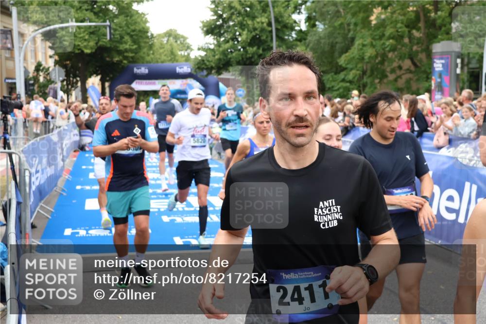 29.06.2025 - hella hamburg halbmarathon Zöllner http://msf.ph/oto/8217254 29.06.2025 10:51:33 Ziel 1335, 2946, 5820, 7943, 9656, 10691, 11422, 13403, 13792, 15871, 15950, 17131 meine-sportfotos.de