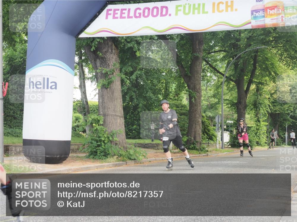 29.06.2025 - hella hamburg halbmarathon KatJ http://msf.ph/oto/8217357 29.06.2025 09:36:18 Zwischen KM18-KM19  meine-sportfotos.de