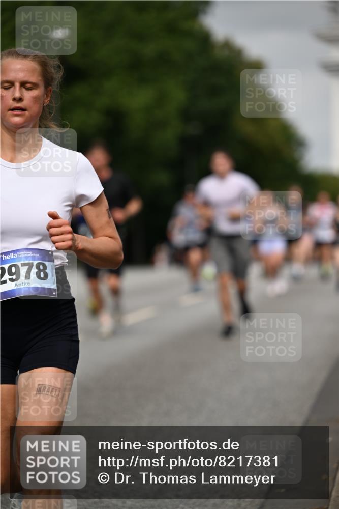29.06.2025 - hella hamburg halbmarathon Dr. Thomas Lammeyer http://msf.ph/oto/8217381 29.06.2025 10:12:52 Kennedybrücke 1147, 1188, 2427, 2978, 3762, 4859, 5100, 5885, 6590, 6674, 7198, 7348, 7453, 9457, 9616, 9718, 9823, 9951, 9958, 9966, 10092, 10609, 10857 meine-sportfotos.de