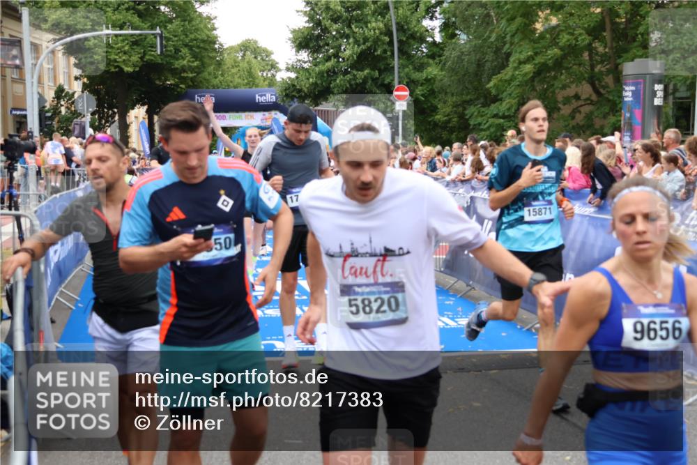 29.06.2025 - hella hamburg halbmarathon Zöllner http://msf.ph/oto/8217383 29.06.2025 10:51:35 Ziel 1335, 5008, 7943, 10691, 13403, 13792, 15871, 17131, 19007 meine-sportfotos.de
