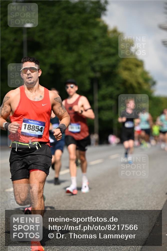 29.06.2025 - hella hamburg halbmarathon Dr. Thomas Lammeyer http://msf.ph/oto/8217566 29.06.2025 09:49:20 Kennedybrücke 1686, 1707, 1894, 2525, 4463, 4812, 5550, 6169, 6495, 6878, 7055, 7186, 7845, 7880, 7965, 8062, 8784, 9345, 10453, 10484, 11199 meine-sportfotos.de