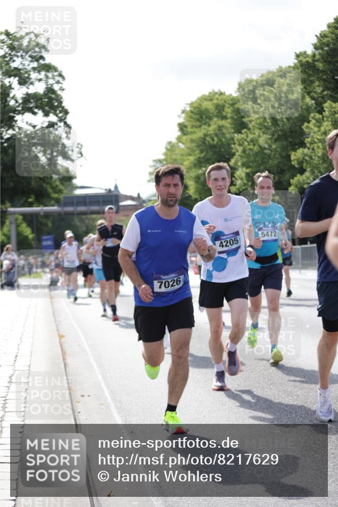 29.06.2025 - hella hamburg halbmarathon Jannik Wohlers http://msf.ph/oto/8217629 29.06.2025 09:50:09 Lombardsbrücke 1209, 1358, 1688, 1697, 1700, 1882, 2568, 2675, 2719, 2826, 4205, 4229, 4380, 4398, 5472, 5508, 5745, 5791, 5803, 6458, 6529, 6649, 7026, 8450, 8958, 9017, 9116, 9365, 10064, 10218, 10783, 10922, 11281, 11379, 11491, 11619, 12335, 13446, 13876, 14012, 14092, 14783, 14798, 15257, 15493, 15888, 15921, 16249, 16697, 16820, 16992, 17120, 17251, 17425, 17486, 17516, 17632, 18449, 18491, 18723, 18803, 19020, 19046, 19116 meine-sportfotos.de