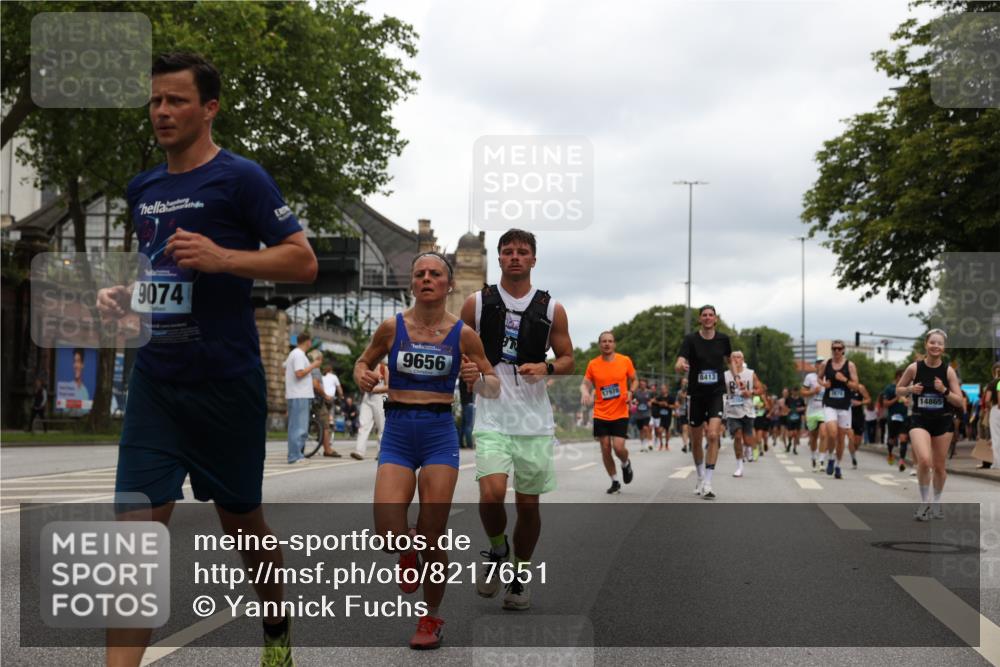 29.06.2025 - hella hamburg halbmarathon Yannick Fuchs http://msf.ph/oto/8217651 29.06.2025 10:45:51 20KM 2364, 2396, 2397, 2670, 2718, 2818, 4033, 4140, 4814, 4839, 5008, 5102, 6286, 6657, 6776, 7724, 7786, 8371, 8413, 8710, 8856, 9074, 9082, 9656, 9739, 9793, 9869, 11551, 11791, 12224, 12450, 12580, 13015, 13047, 13051, 13707, 13726, 13792, 13799, 14012, 14122, 14248, 14865, 14994, 15356, 15496, 15643, 15727, 15829, 15831, 16003, 16179, 16591, 17033, 17131, 17682, 17815, 17962, 17978, 17997, 18019, 18475, 18869, 18982, 19020 meine-sportfotos.de