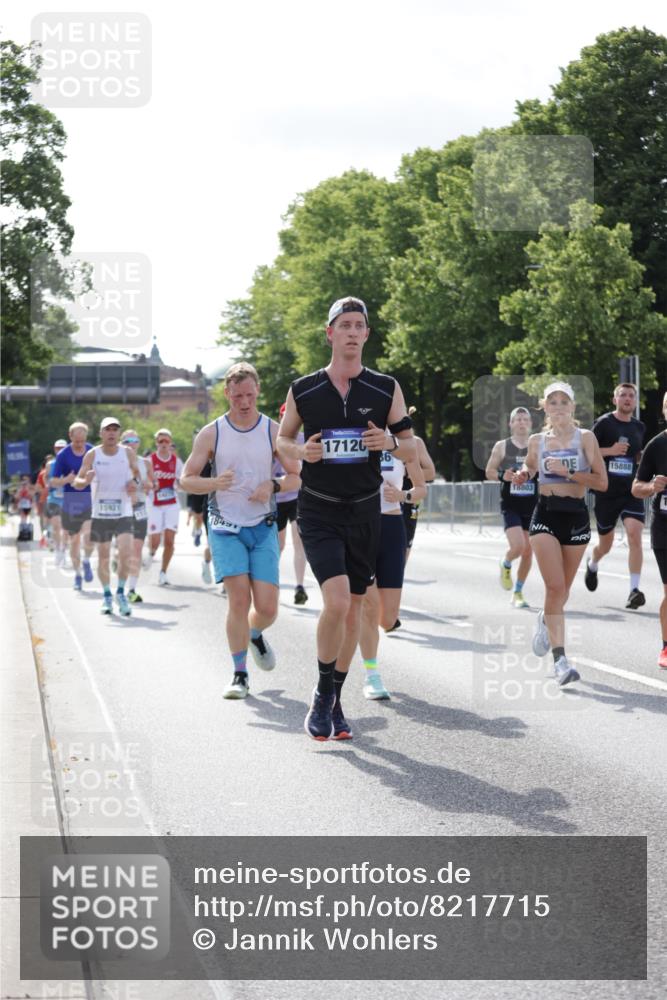 29.06.2025 - hella hamburg halbmarathon Jannik Wohlers http://msf.ph/oto/8217715 29.06.2025 09:50:11 Lombardsbrücke 1209, 1358, 1688, 1697, 1700, 1882, 2675, 2719, 2826, 3626, 4205, 4229, 4380, 4398, 5472, 5508, 5745, 6458, 6529, 6649, 7026, 8450, 8958, 9017, 9116, 9365, 10064, 10218, 10783, 10922, 11281, 11305, 11379, 11491, 11619, 13446, 13876, 14012, 14092, 14272, 14783, 14798, 15257, 15493, 15888, 15921, 16249, 16301, 16697, 16820, 16992, 17120, 17251, 17486, 17516, 17632, 18449, 18491, 18723, 18803, 19020, 19046, 19116 meine-sportfotos.de