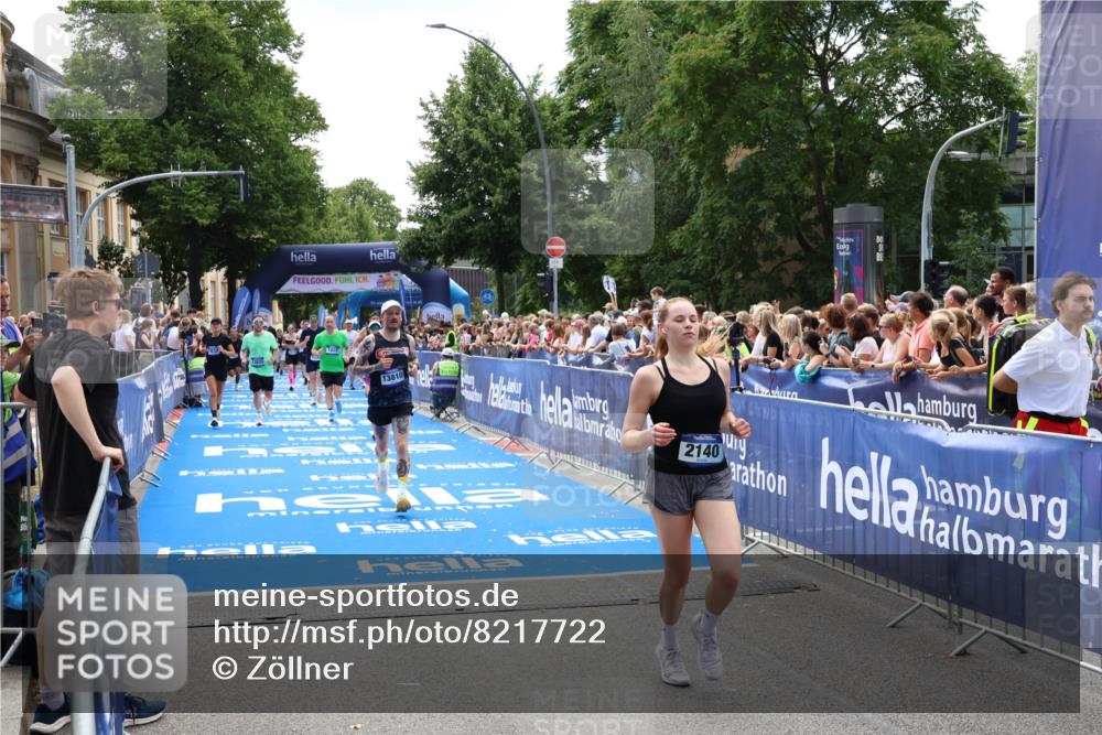 29.06.2025 - hella hamburg halbmarathon Zöllner http://msf.ph/oto/8217722 29.06.2025 11:24:28 Ziel 1419, 2140, 3929, 4834, 7832, 9722, 10041, 10065, 13810, 13825, 15445, 16714, 17490, 19052 meine-sportfotos.de