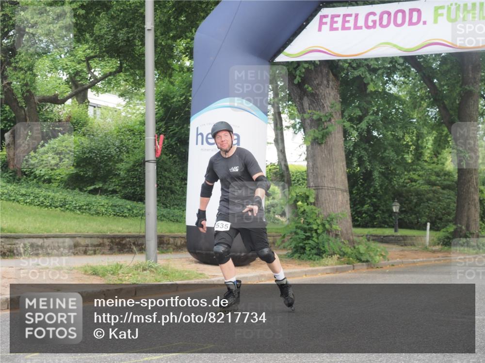 29.06.2025 - hella hamburg halbmarathon KatJ http://msf.ph/oto/8217734 29.06.2025 09:36:19 Zwischen KM18-KM19  meine-sportfotos.de