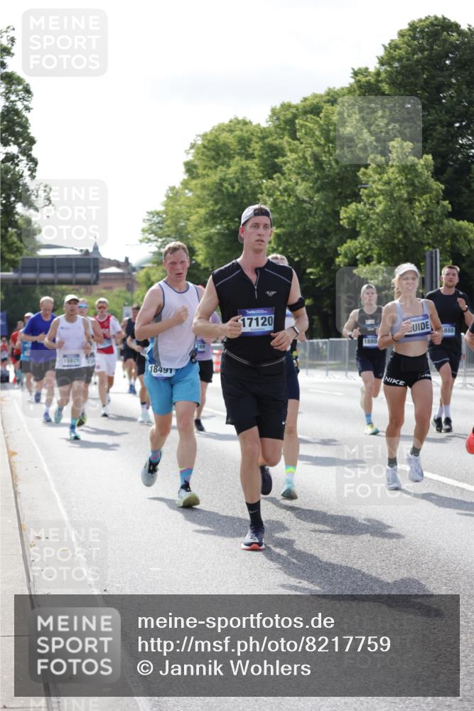 29.06.2025 - hella hamburg halbmarathon Jannik Wohlers http://msf.ph/oto/8217759 29.06.2025 09:50:12 Lombardsbrücke 1209, 1358, 1688, 1697, 1700, 1882, 2675, 2719, 2826, 3626, 4205, 4229, 4380, 5472, 5508, 5745, 6080, 6458, 6529, 6649, 7026, 8958, 9116, 9365, 10064, 10218, 10783, 10922, 11281, 11305, 11379, 11491, 11619, 13446, 13876, 14012, 14092, 14272, 14783, 14798, 15493, 15623, 15888, 15921, 16249, 16301, 16697, 16820, 16992, 17120, 17251, 17486, 17516, 17632, 17726, 18449, 18491, 18723, 18803, 19020, 19046, 19116 meine-sportfotos.de