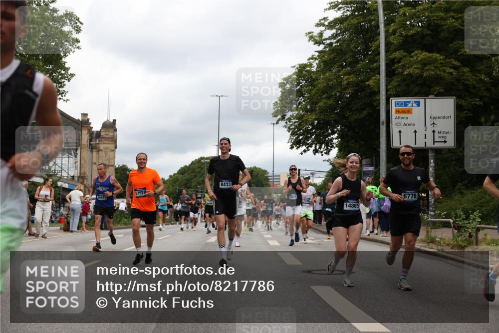 29.06.2025 - hella hamburg halbmarathon Yannick Fuchs http://msf.ph/oto/8217786 29.06.2025 10:45:53 20KM 2364, 2396, 2397, 2670, 2718, 2818, 4033, 4140, 4814, 4839, 5008, 5102, 6286, 6657, 6776, 7409, 7724, 7786, 8371, 8413, 8710, 8856, 9074, 9082, 9656, 9739, 9869, 11551, 11791, 12224, 12367, 12580, 13015, 13047, 13051, 13707, 13726, 13792, 14122, 14561, 14865, 14994, 15356, 15496, 15643, 15727, 15829, 15831, 16003, 16179, 16591, 17033, 17131, 17682, 17815, 17962, 17978, 17997, 18019, 18475, 18869, 18982 meine-sportfotos.de