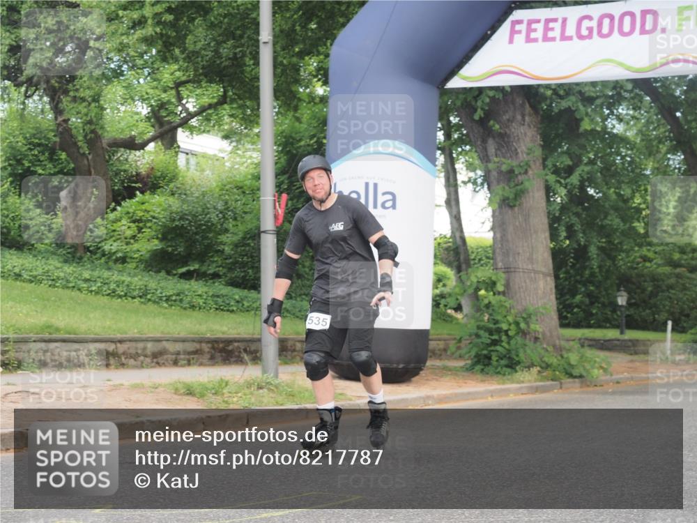 29.06.2025 - hella hamburg halbmarathon KatJ http://msf.ph/oto/8217787 29.06.2025 09:36:19 Zwischen KM18-KM19  meine-sportfotos.de