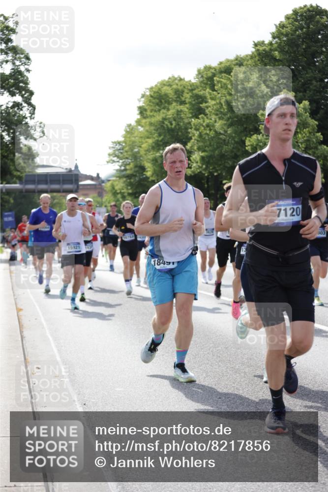 29.06.2025 - hella hamburg halbmarathon Jannik Wohlers http://msf.ph/oto/8217856 29.06.2025 09:50:12 Lombardsbrücke 1209, 1358, 1688, 1697, 1700, 1882, 2675, 2719, 2826, 3626, 4205, 4229, 4380, 5472, 5508, 5745, 6080, 6458, 6529, 6649, 7026, 8958, 9116, 9365, 10064, 10218, 10783, 10922, 11281, 11305, 11379, 11491, 11619, 13446, 13876, 14012, 14092, 14272, 14783, 14798, 15493, 15623, 15888, 15921, 16249, 16301, 16697, 16820, 16992, 17120, 17251, 17486, 17516, 17632, 17726, 18449, 18491, 18723, 18803, 19020, 19046, 19116 meine-sportfotos.de