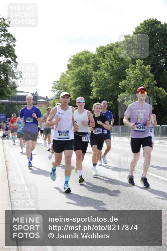 29.06.2025 - hella hamburg halbmarathon Jannik Wohlers http://msf.ph/oto/8217874 29.06.2025 09:50:14 Lombardsbrücke 1209, 1358, 1697, 1700, 1882, 2675, 2719, 3626, 4205, 4229, 4380, 5472, 5508, 5745, 6080, 6458, 6529, 6649, 7026, 8958, 9116, 10064, 10218, 10783, 10922, 11281, 11305, 11379, 11491, 11619, 11731, 13446, 13876, 14012, 14092, 14272, 14783, 14798, 15421, 15493, 15623, 15888, 15921, 16249, 16301, 16820, 16992, 17120, 17251, 17486, 17516, 17623, 17632, 17726, 18449, 18491, 18723, 18803, 19020, 19046, 19116 meine-sportfotos.de