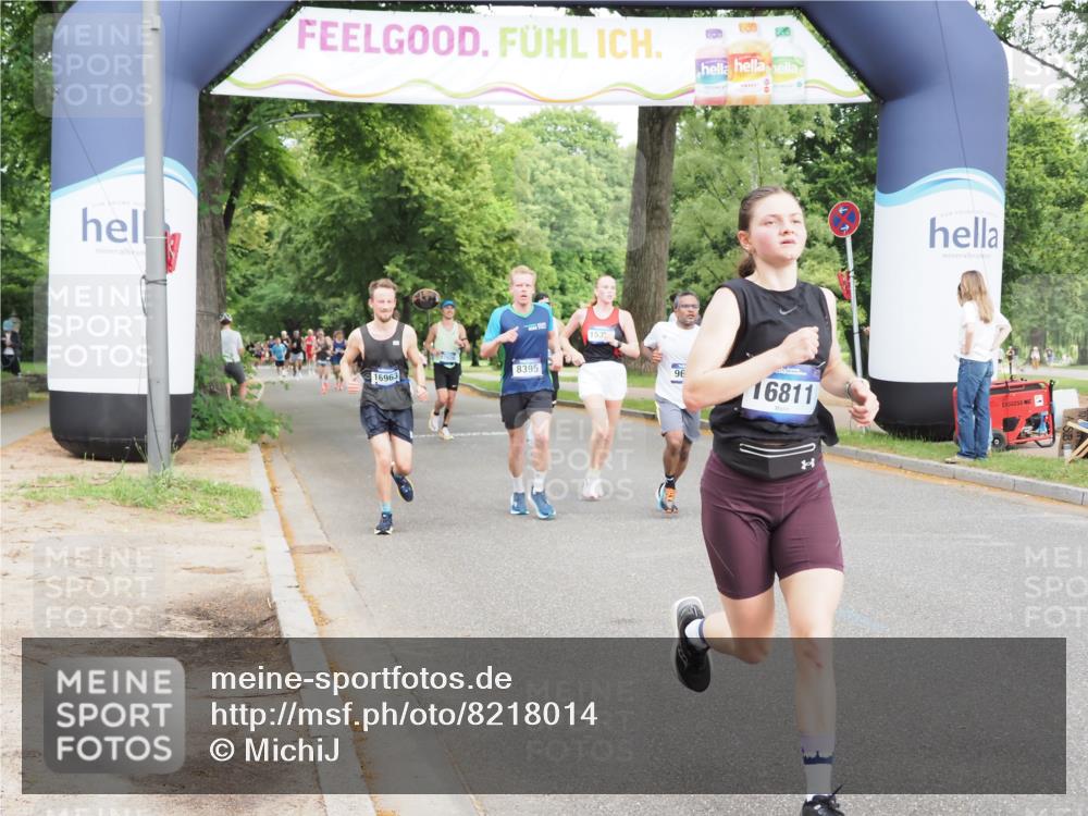 29.06.2025 - hella hamburg halbmarathon MichiJ http://msf.ph/oto/8218014 29.06.2025 10:23:55 Zwischen KM18-KM19 1002, 1644, 8395, 8864, 9686, 15391, 16140, 16695, 16811 meine-sportfotos.de