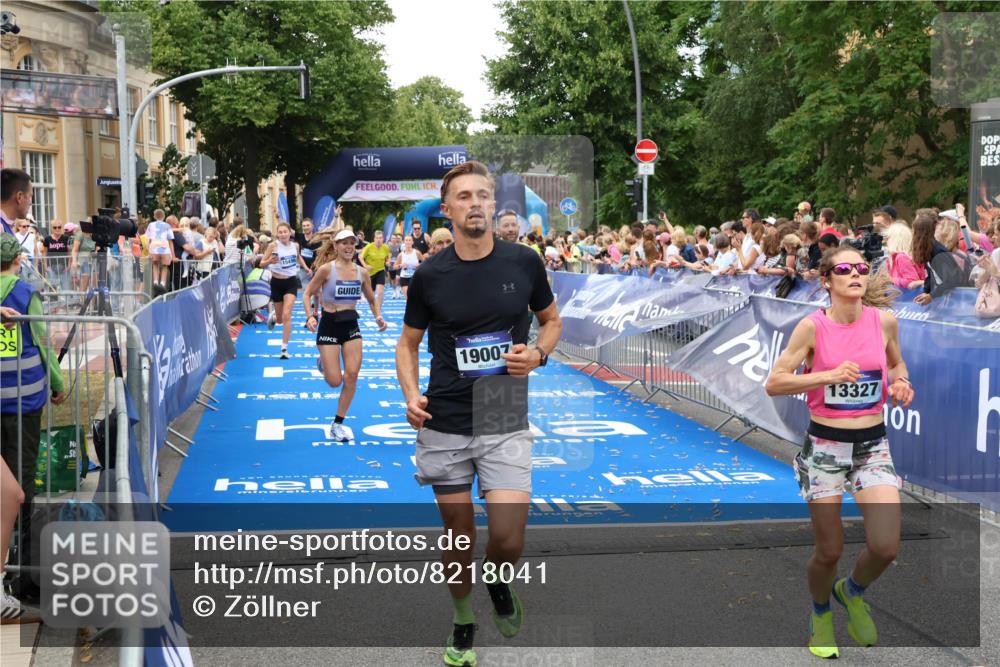 29.06.2025 - hella hamburg halbmarathon Zöllner http://msf.ph/oto/8218041 29.06.2025 10:51:45 Ziel 6286, 7224, 8819, 13327, 14012, 14458, 15496, 15727, 15831, 15899, 17682, 19020, 19053 meine-sportfotos.de