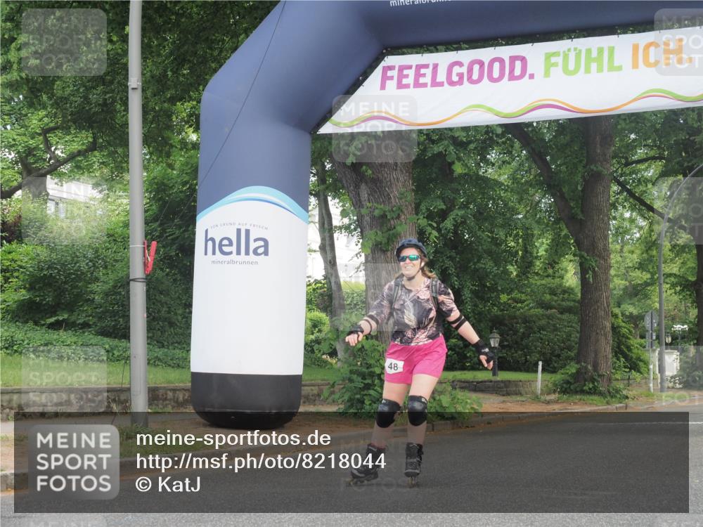29.06.2025 - hella hamburg halbmarathon KatJ http://msf.ph/oto/8218044 29.06.2025 09:36:21 Zwischen KM18-KM19  meine-sportfotos.de