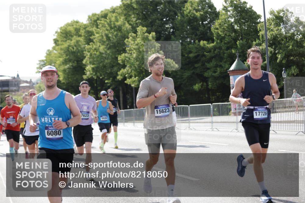 29.06.2025 - hella hamburg halbmarathon Jannik Wohlers http://msf.ph/oto/8218050 29.06.2025 09:50:18 Lombardsbrücke 1209, 1358, 1697, 1700, 1882, 2546, 2675, 2719, 3626, 4205, 4229, 4380, 4893, 5472, 5506, 5508, 5745, 5752, 5916, 6080, 6529, 6686, 6687, 7026, 8958, 10064, 10783, 10922, 11281, 11284, 11305, 11491, 11731, 13446, 13876, 13897, 14012, 14092, 14272, 14555, 14783, 14798, 15297, 15372, 15421, 15623, 15888, 15921, 16249, 16301, 16599, 16820, 17120, 17251, 17486, 17516, 17623, 17726, 18449, 18491, 18723, 18803, 19020, 19046 meine-sportfotos.de