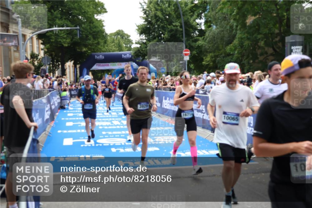 29.06.2025 - hella hamburg halbmarathon Zöllner http://msf.ph/oto/8218056 29.06.2025 11:24:37 Ziel 1694, 2886, 2993, 3929, 5100, 7891, 9567, 9635, 12628, 13014, 13031, 14633, 15505, 16714, 16781 meine-sportfotos.de