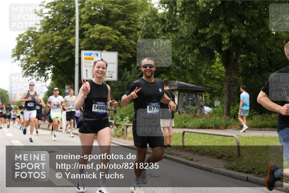 29.06.2025 - hella hamburg halbmarathon Yannick Fuchs http://msf.ph/oto/8218235 29.06.2025 10:45:54 20KM 2287, 2364, 2396, 2397, 2595, 2670, 2718, 2818, 4033, 4140, 4814, 5008, 5102, 6286, 6657, 6776, 7409, 7724, 7786, 8371, 8413, 8710, 8856, 9074, 9082, 9656, 9869, 11551, 11791, 12224, 12367, 12580, 13015, 13047, 13051, 13726, 13792, 14122, 14561, 14865, 14994, 15356, 15643, 15727, 15829, 15831, 16003, 16179, 16591, 17033, 17131, 17682, 17815, 17962, 17978, 17997, 18019, 18475, 18869, 18982 meine-sportfotos.de