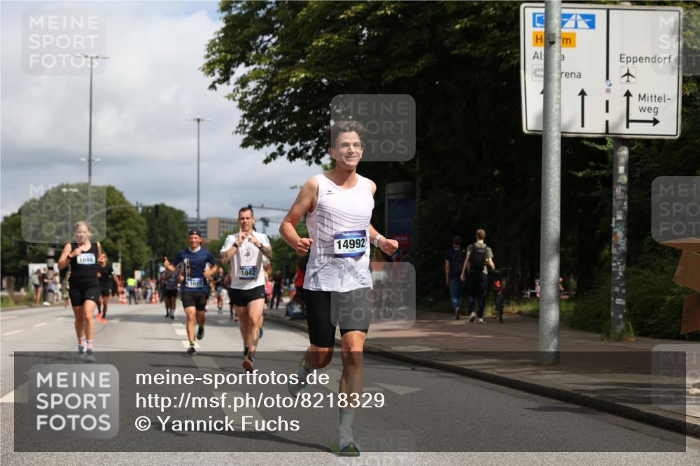 29.06.2025 - hella hamburg halbmarathon Yannick Fuchs http://msf.ph/oto/8218329 29.06.2025 10:32:58 20KM 1042, 1615, 1688, 1710, 2262, 2296, 2745, 2849, 3530, 4148, 5091, 5248, 6095, 7110, 7229, 8002, 8091, 9171, 11049, 11379, 11952, 12915, 13755, 14688, 14992, 16075, 17623, 18276, 18529, 18584, 18761 meine-sportfotos.de