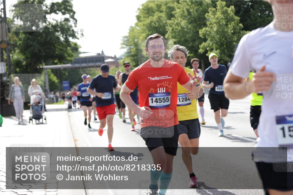 29.06.2025 - hella hamburg halbmarathon Jannik Wohlers http://msf.ph/oto/8218335 29.06.2025 09:50:21 Lombardsbrücke 1209, 1358, 1697, 1700, 2546, 3056, 3626, 4205, 4229, 4380, 4893, 5026, 5472, 5506, 5508, 5752, 5916, 6080, 6686, 6687, 7026, 7110, 8574, 8958, 10064, 10783, 10922, 11281, 11284, 11305, 11731, 13446, 13876, 13897, 14012, 14092, 14272, 14555, 14783, 15297, 15372, 15421, 15556, 15623, 15888, 15921, 16249, 16301, 16599, 16689, 17120, 17251, 17486, 17516, 17623, 17726, 18442, 18449, 18491, 18559, 18723, 18803, 19020, 19046 meine-sportfotos.de