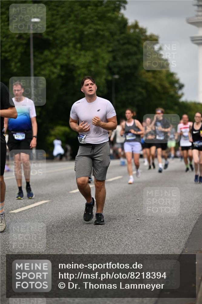 29.06.2025 - hella hamburg halbmarathon Dr. Thomas Lammeyer http://msf.ph/oto/8218394 29.06.2025 10:12:54 Kennedybrücke 1147, 1188, 2427, 2978, 3762, 4859, 5885, 6590, 6674, 7198, 7348, 7453, 9457, 9718, 9823, 9951, 9958, 9966, 10035, 10092, 10194, 10609, 10857 meine-sportfotos.de