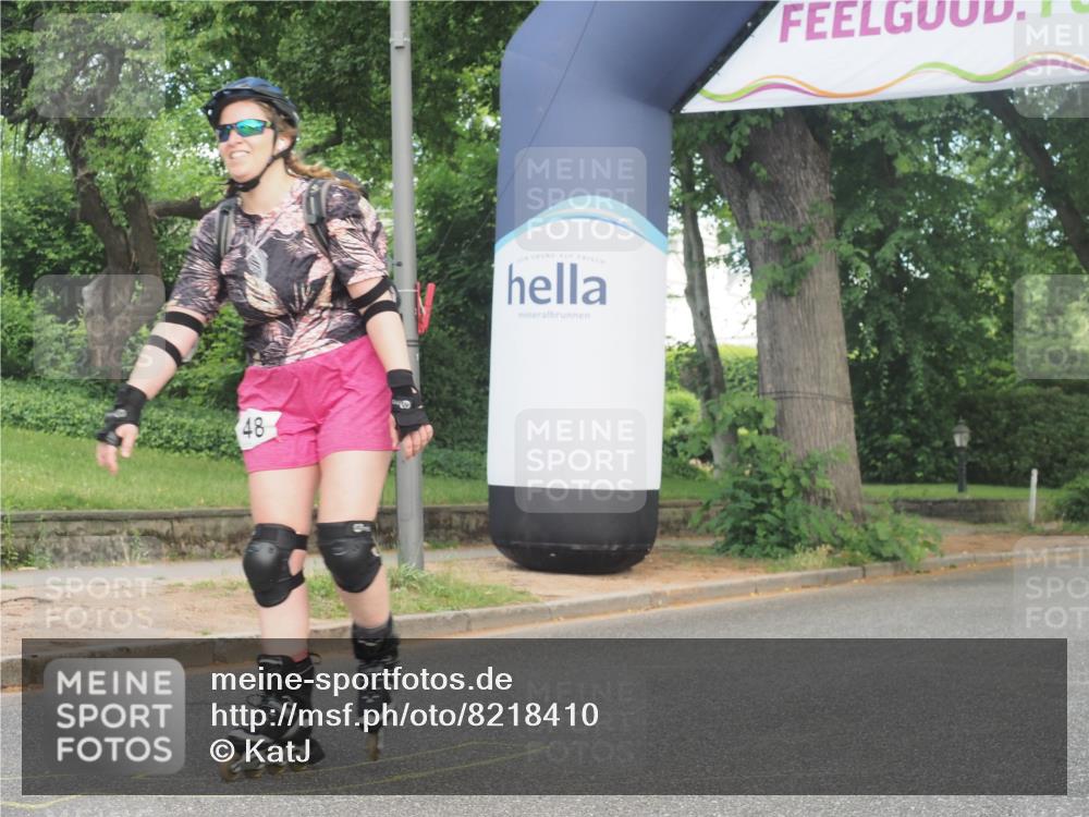 29.06.2025 - hella hamburg halbmarathon KatJ http://msf.ph/oto/8218410 29.06.2025 09:36:22 Zwischen KM18-KM19  meine-sportfotos.de