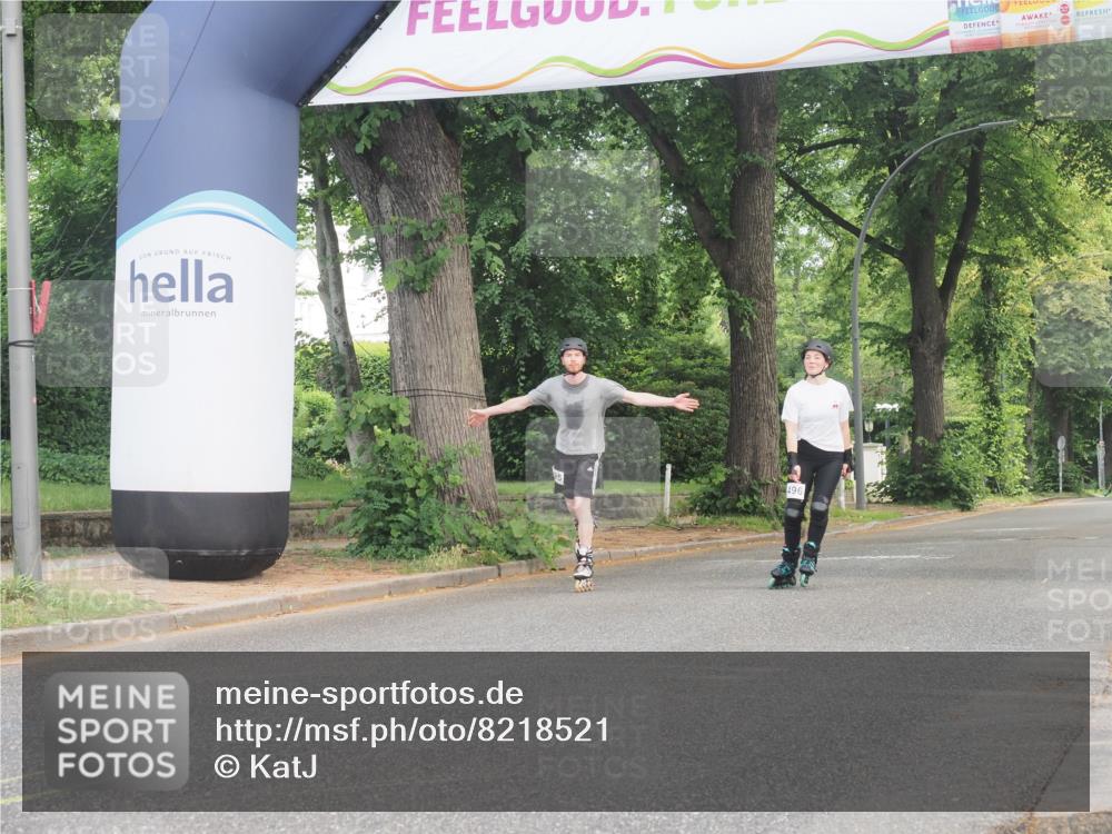 29.06.2025 - hella hamburg halbmarathon KatJ http://msf.ph/oto/8218521 29.06.2025 09:36:25 Zwischen KM18-KM19  meine-sportfotos.de