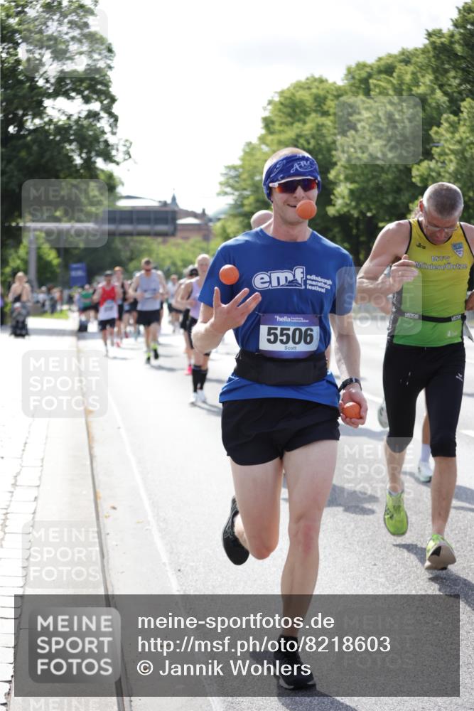 29.06.2025 - hella hamburg halbmarathon Jannik Wohlers http://msf.ph/oto/8218603 29.06.2025 09:50:25 Lombardsbrücke 1441, 2546, 3056, 3626, 3947, 4893, 5026, 5506, 5508, 5752, 5916, 6080, 6429, 6639, 6686, 6687, 7110, 8091, 8574, 8958, 10064, 10783, 10922, 11281, 11284, 11305, 11731, 13446, 13876, 13897, 14012, 14092, 14272, 14274, 14484, 14555, 14924, 15297, 15372, 15421, 15556, 15623, 15888, 15921, 16249, 16301, 16599, 16689, 17120, 17486, 17623, 17726, 18045, 18192, 18442, 18491, 18559, 18803, 19020 meine-sportfotos.de