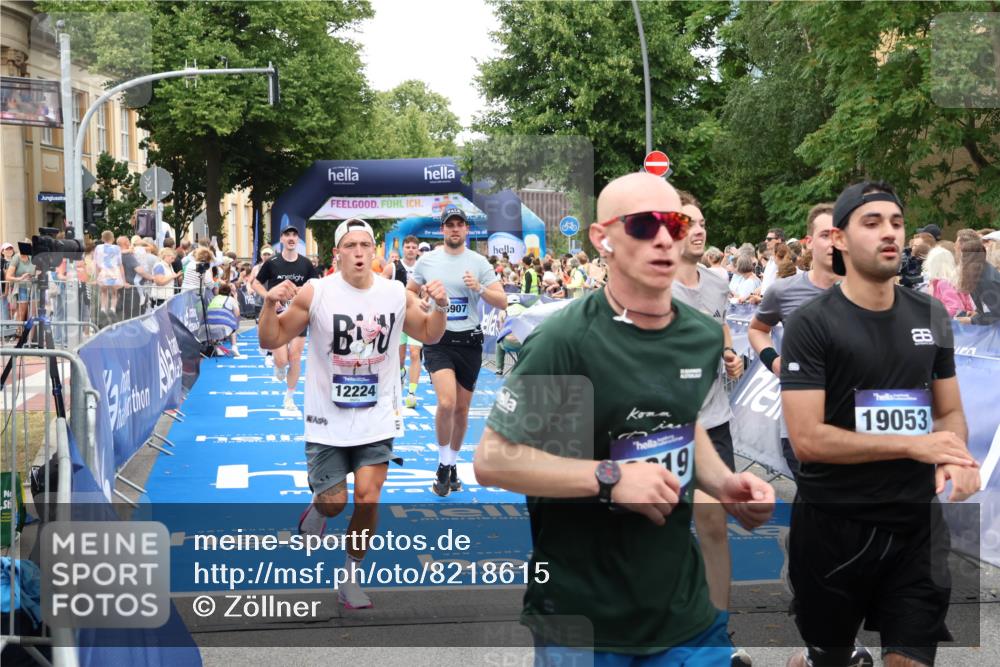 29.06.2025 - hella hamburg halbmarathon Zöllner http://msf.ph/oto/8218615 29.06.2025 10:51:55 Ziel 2396, 2818, 2823, 2880, 4297, 5102, 8710, 8856, 9793, 9959, 12224, 13799, 15427, 15690, 16907, 17815, 17962, 19137 meine-sportfotos.de