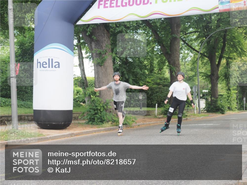 29.06.2025 - hella hamburg halbmarathon KatJ http://msf.ph/oto/8218657 29.06.2025 09:36:26 Zwischen KM18-KM19  meine-sportfotos.de