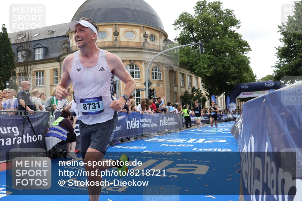 29.06.2025 - hella hamburg halbmarathon Strokosch-Dieckow http://msf.ph/oto/8218721 29.06.2025 10:27:43 Ziel 1122, 5367, 8731, 10655, 17893, 18832 meine-sportfotos.de
