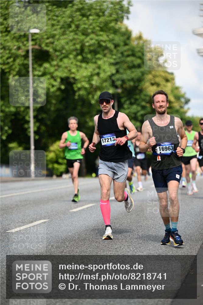 29.06.2025 - hella hamburg halbmarathon Dr. Thomas Lammeyer http://msf.ph/oto/8218741 29.06.2025 09:49:25 Kennedybrücke 1894, 2525, 3809, 3843, 3955, 4463, 4812, 5042, 6169, 6495, 7055, 7186, 7845, 8062, 8784, 8956, 9345, 10453, 10484, 10929, 11199 meine-sportfotos.de