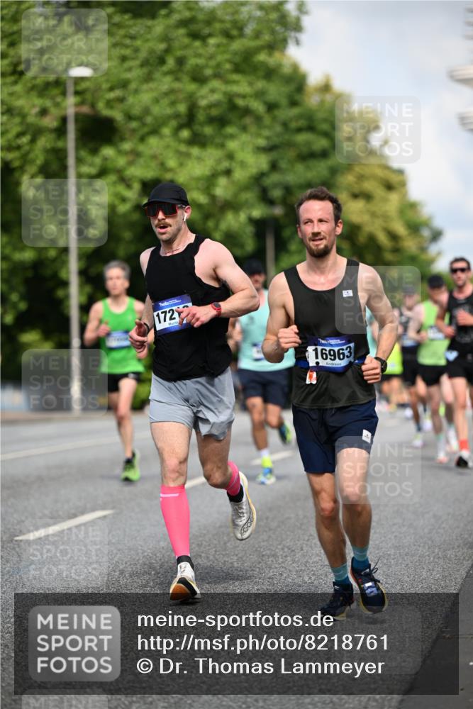 29.06.2025 - hella hamburg halbmarathon Dr. Thomas Lammeyer http://msf.ph/oto/8218761 29.06.2025 09:49:26 Kennedybrücke 1894, 2525, 3809, 3843, 3955, 4463, 4812, 5042, 6169, 6495, 7055, 7845, 8062, 8784, 8956, 9345, 10453, 10929, 11199 meine-sportfotos.de
