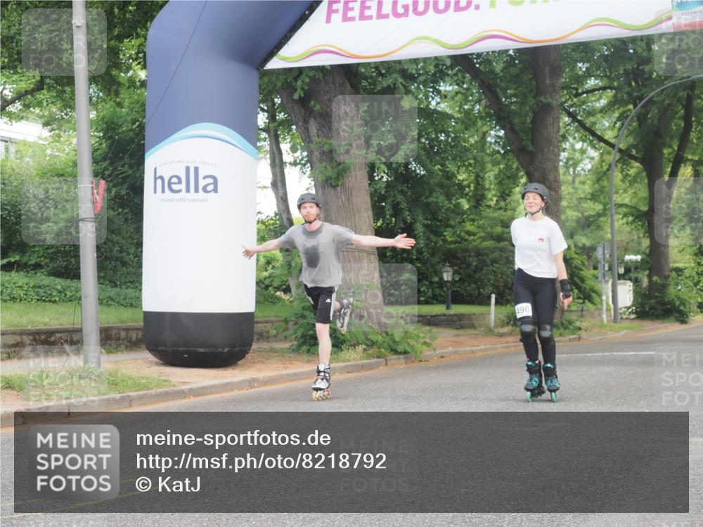 29.06.2025 - hella hamburg halbmarathon KatJ http://msf.ph/oto/8218792 29.06.2025 09:36:26 Zwischen KM18-KM19  meine-sportfotos.de