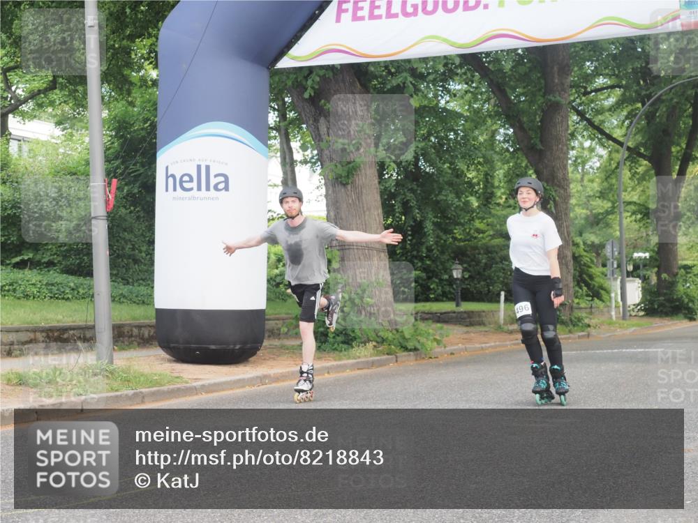 29.06.2025 - hella hamburg halbmarathon KatJ http://msf.ph/oto/8218843 29.06.2025 09:36:26 Zwischen KM18-KM19  meine-sportfotos.de