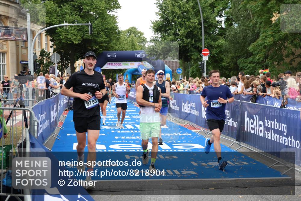 29.06.2025 - hella hamburg halbmarathon Zöllner http://msf.ph/oto/8218904 29.06.2025 10:51:58 Ziel 2818, 2823, 2880, 4033, 4297, 5102, 6390, 7409, 7724, 8856, 9793, 9959, 10057, 13799, 15690, 17815, 17962, 18869, 19137 meine-sportfotos.de