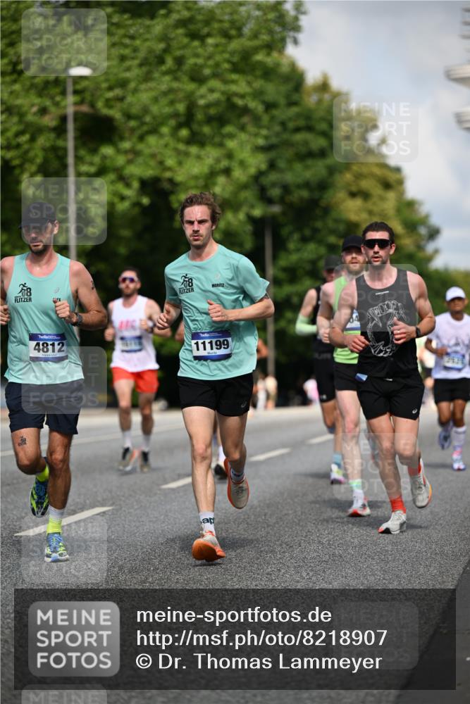 29.06.2025 - hella hamburg halbmarathon Dr. Thomas Lammeyer http://msf.ph/oto/8218907 29.06.2025 09:49:28 Kennedybrücke 1894, 2525, 3809, 3843, 3955, 4463, 4812, 5042, 6169, 6495, 7055, 7845, 8062, 8784, 8956, 9345, 10298, 10453, 10929, 11199 meine-sportfotos.de