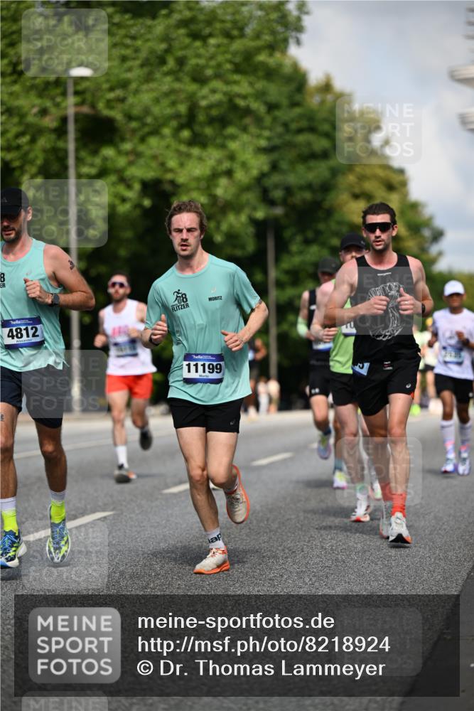 29.06.2025 - hella hamburg halbmarathon Dr. Thomas Lammeyer http://msf.ph/oto/8218924 29.06.2025 09:49:28 Kennedybrücke 1894, 2525, 3809, 3843, 3955, 4463, 4812, 5042, 6169, 6495, 7055, 7845, 8062, 8784, 8956, 9345, 10298, 10453, 10929, 11199 meine-sportfotos.de