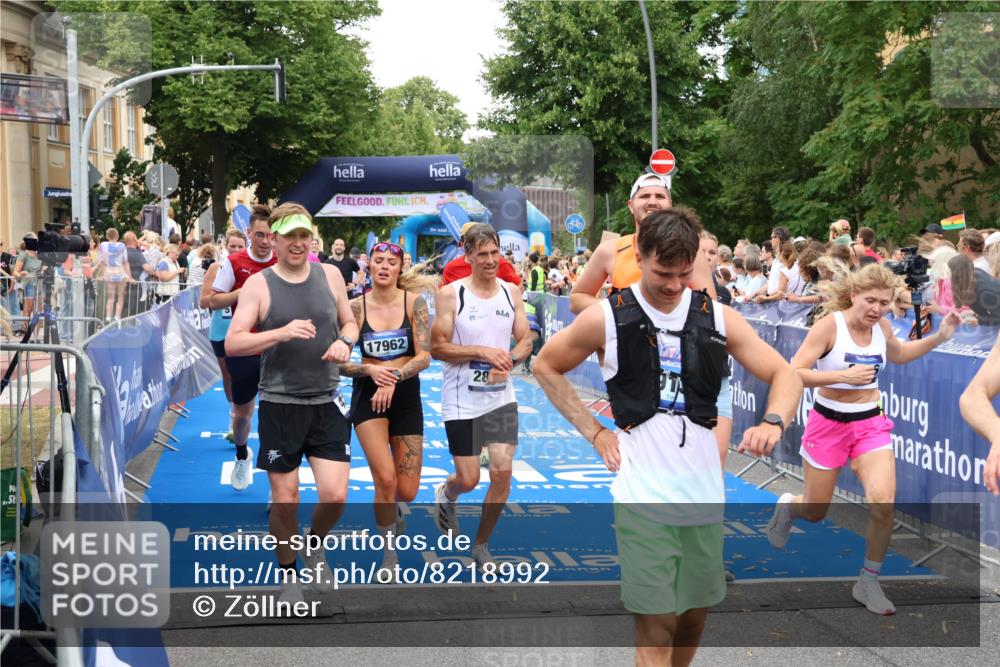 29.06.2025 - hella hamburg halbmarathon Zöllner http://msf.ph/oto/8218992 29.06.2025 10:52:01 Ziel 2818, 2823, 2880, 4033, 4297, 5102, 5336, 6390, 7130, 7409, 7724, 8413, 8856, 8977, 10057, 13799, 15356, 15690, 17962, 17978, 18869 meine-sportfotos.de