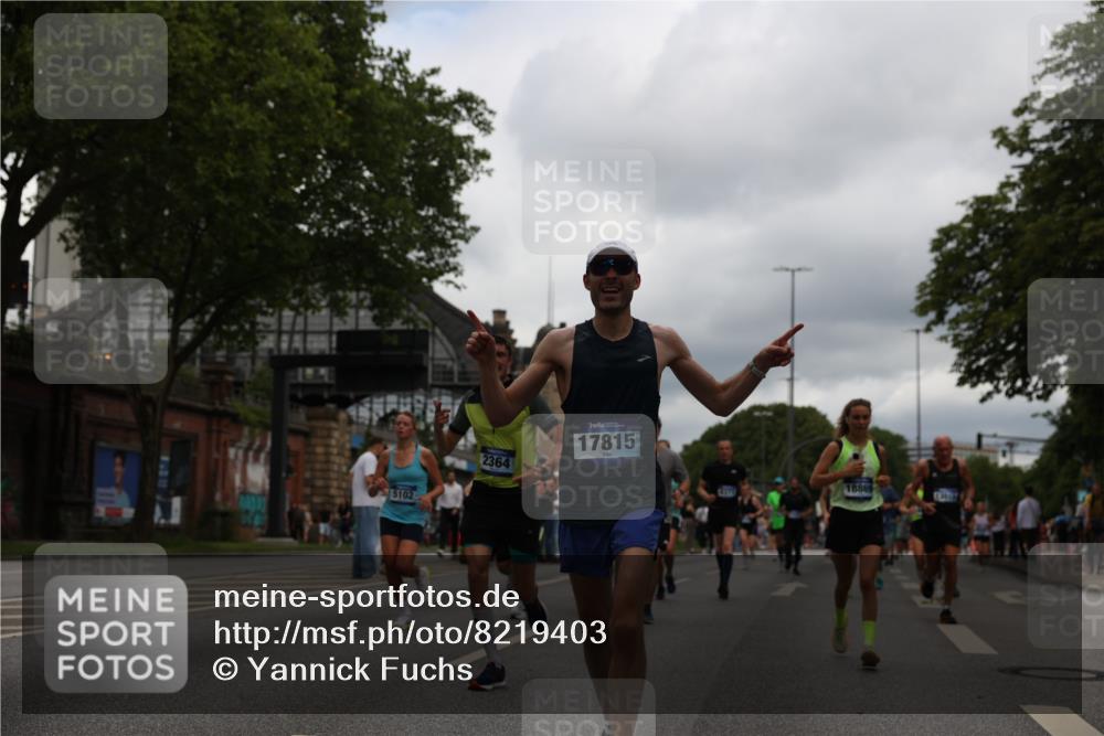 29.06.2025 - hella hamburg halbmarathon Yannick Fuchs http://msf.ph/oto/8219403 29.06.2025 10:45:58 20KM 2287, 2364, 2396, 2397, 2595, 2670, 2818, 4140, 4814, 5008, 5102, 5482, 6286, 6390, 6657, 6776, 7409, 7724, 7732, 7786, 8371, 8413, 8661, 8710, 8856, 9074, 9082, 9656, 9869, 10115, 11551, 11791, 12224, 12367, 12580, 13015, 13047, 13051, 13726, 13792, 14122, 14561, 14865, 15356, 15643, 15727, 15829, 15831, 16003, 16179, 16591, 17033, 17682, 17815, 17962, 17978, 17997, 18019, 18475, 18869, 18982 meine-sportfotos.de