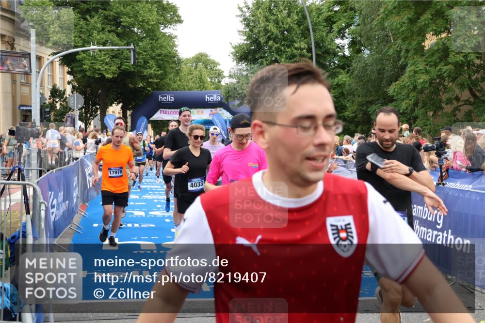 29.06.2025 - hella hamburg halbmarathon Zöllner http://msf.ph/oto/8219407 29.06.2025 10:52:06 Ziel 2595, 4033, 5336, 5378, 6390, 7130, 7409, 7724, 7732, 8413, 8977, 10057, 12580, 15356, 15506, 15829, 16179, 16666, 17978, 18869 meine-sportfotos.de
