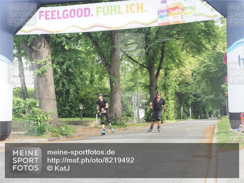 29.06.2025 - hella hamburg halbmarathon KatJ http://msf.ph/oto/8219492 29.06.2025 09:36:39 Zwischen KM18-KM19  meine-sportfotos.de