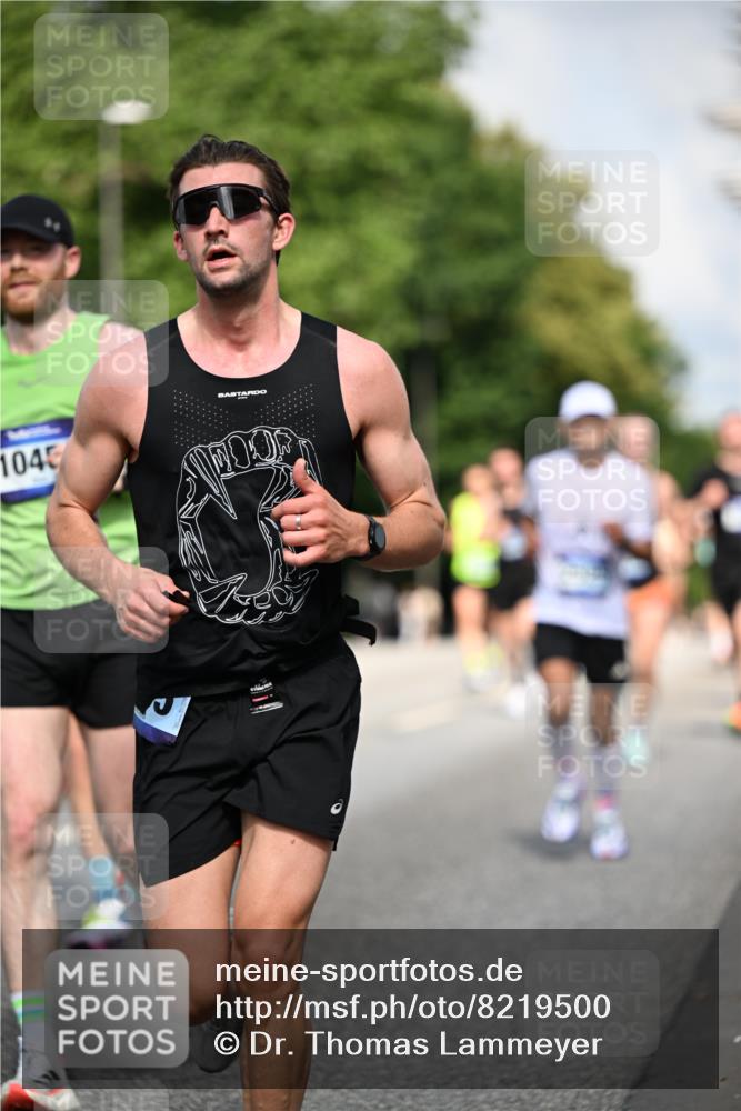 29.06.2025 - hella hamburg halbmarathon Dr. Thomas Lammeyer http://msf.ph/oto/8219500 29.06.2025 09:49:31 Kennedybrücke 2525, 3809, 3843, 3955, 4463, 4812, 5042, 6169, 6495, 7055, 7845, 8784, 8956, 9345, 10298, 10453, 10929, 11199 meine-sportfotos.de