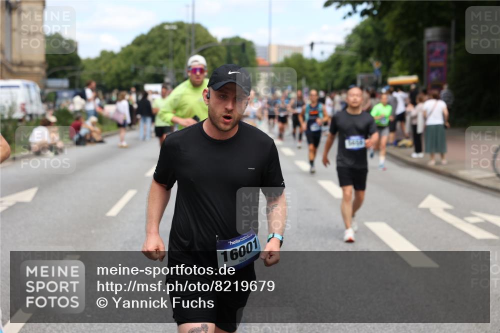 29.06.2025 - hella hamburg halbmarathon Yannick Fuchs http://msf.ph/oto/8219679 29.06.2025 11:23:55 20KM 1148, 1305, 1395, 1534, 2325, 2744, 2945, 3358, 4008, 4010, 4111, 4162, 5223, 5343, 5659, 5783, 5825, 6034, 6195, 6956, 8149, 9183, 9342, 9883, 9927, 11415, 11665, 11783, 12126, 14433, 14918, 15112, 15983, 16001, 16143, 16246, 16383, 17043, 17742, 18097, 18706, 18766, 18883 meine-sportfotos.de