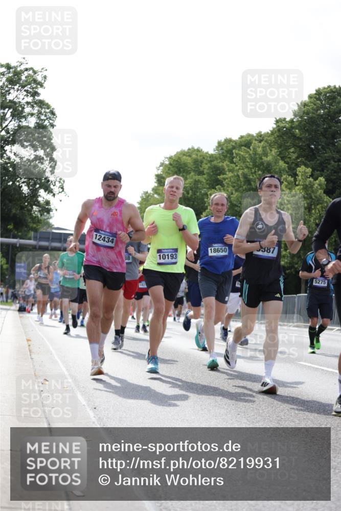 29.06.2025 - hella hamburg halbmarathon Jannik Wohlers http://msf.ph/oto/8219931 29.06.2025 09:50:40 Lombardsbrücke 1256, 1441, 1677, 1962, 2579, 3056, 3947, 4854, 4888, 4889, 5026, 5087, 5275, 5387, 6429, 6593, 6639, 7110, 7116, 7284, 7635, 8091, 8122, 8319, 8574, 8966, 9371, 9380, 9755, 9833, 10193, 10415, 10469, 11922, 12153, 12434, 12808, 12915, 13268, 13525, 14274, 14484, 14811, 14924, 15556, 15654, 15706, 15866, 15873, 16224, 16295, 16689, 17245, 17668, 18045, 18055, 18192, 18274, 18442, 18559, 18650, 18963 meine-sportfotos.de