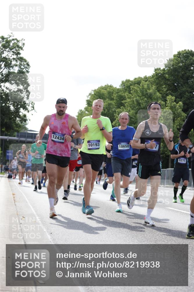 29.06.2025 - hella hamburg halbmarathon Jannik Wohlers http://msf.ph/oto/8219938 29.06.2025 09:50:40 Lombardsbrücke 1256, 1441, 1677, 1962, 2579, 3056, 3947, 4854, 4888, 4889, 5026, 5087, 5275, 5387, 6429, 6593, 6639, 7110, 7116, 7284, 7635, 8091, 8122, 8319, 8574, 8966, 9371, 9380, 9755, 9833, 10193, 10415, 10469, 11922, 12153, 12434, 12808, 12915, 13268, 13525, 14274, 14484, 14811, 14924, 15556, 15654, 15706, 15866, 15873, 16224, 16295, 16689, 17245, 17668, 18045, 18055, 18192, 18274, 18442, 18559, 18650, 18963 meine-sportfotos.de