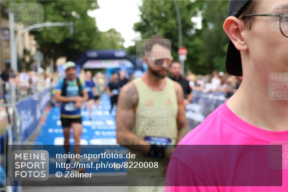 29.06.2025 - hella hamburg halbmarathon Zöllner http://msf.ph/oto/8220008 29.06.2025 10:52:11 Ziel 1482, 2397, 2595, 5032, 5093, 5378, 6897, 7732, 9082, 12135, 12580, 13726, 14248, 14300, 15506, 15829, 16003, 16179, 16320, 16666, 17033, 17130, 18475, 18801 meine-sportfotos.de