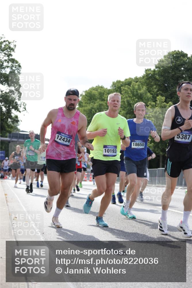 29.06.2025 - hella hamburg halbmarathon Jannik Wohlers http://msf.ph/oto/8220036 29.06.2025 09:50:40 Lombardsbrücke 1256, 1441, 1677, 1962, 2579, 3056, 3947, 4854, 4888, 4889, 5026, 5087, 5275, 5387, 6429, 6593, 6639, 7110, 7116, 7284, 7635, 8091, 8122, 8319, 8574, 8966, 9371, 9380, 9755, 9833, 10193, 10415, 10469, 11922, 12153, 12434, 12808, 12915, 13268, 13525, 14274, 14484, 14811, 14924, 15556, 15654, 15706, 15866, 15873, 16224, 16295, 16689, 17245, 17668, 18045, 18055, 18192, 18274, 18442, 18559, 18650, 18963 meine-sportfotos.de