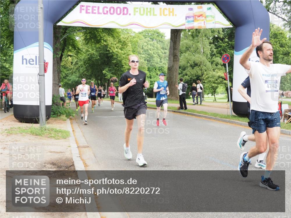 29.06.2025 - hella hamburg halbmarathon MichiJ http://msf.ph/oto/8220272 29.06.2025 10:24:13 Zwischen KM18-KM19 1344, 4050, 4740, 7466, 8901, 10771, 11559, 11898, 12204, 13343, 13419, 14603, 14952, 15390, 15991, 16964 meine-sportfotos.de